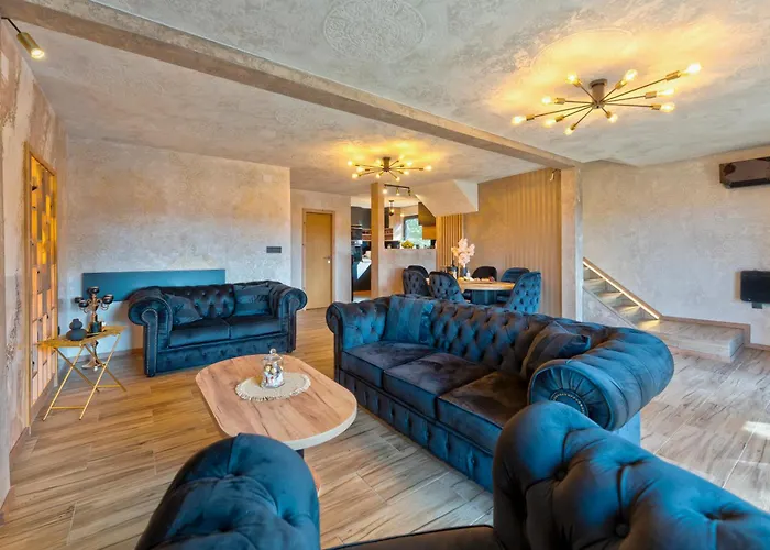 Aleksandrija Ζλάτιμπορ