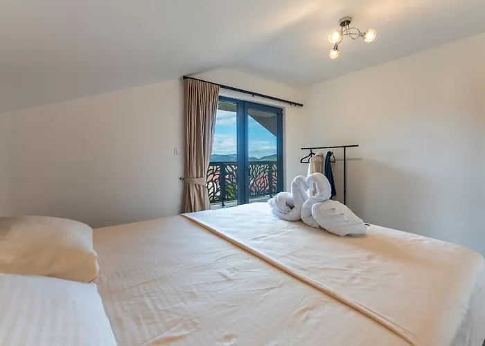 Aleksandrija Ζλάτιμπορ